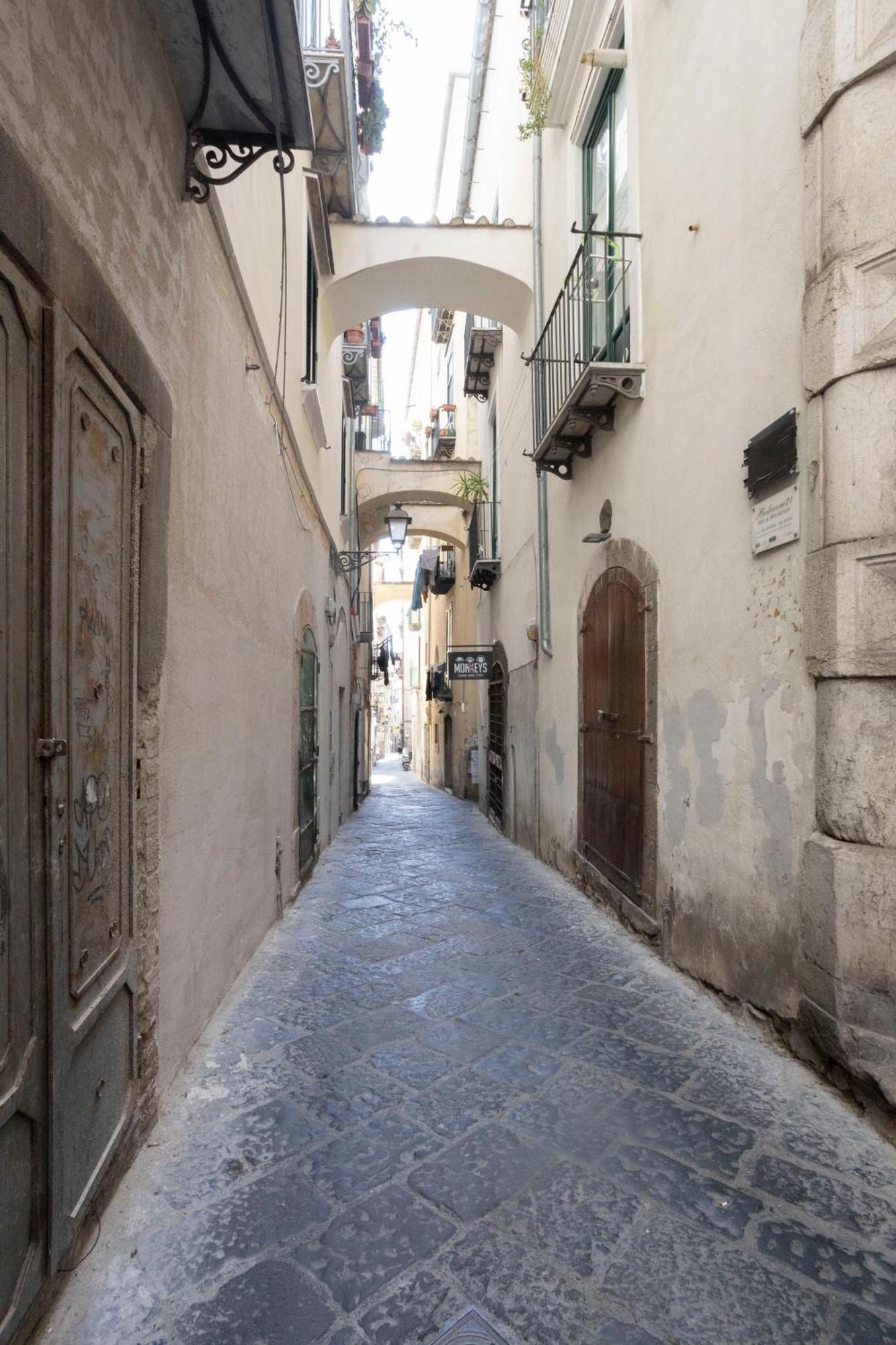 Apartament Qu4Ttro I Domo House Salerno Zewnętrze zdjęcie